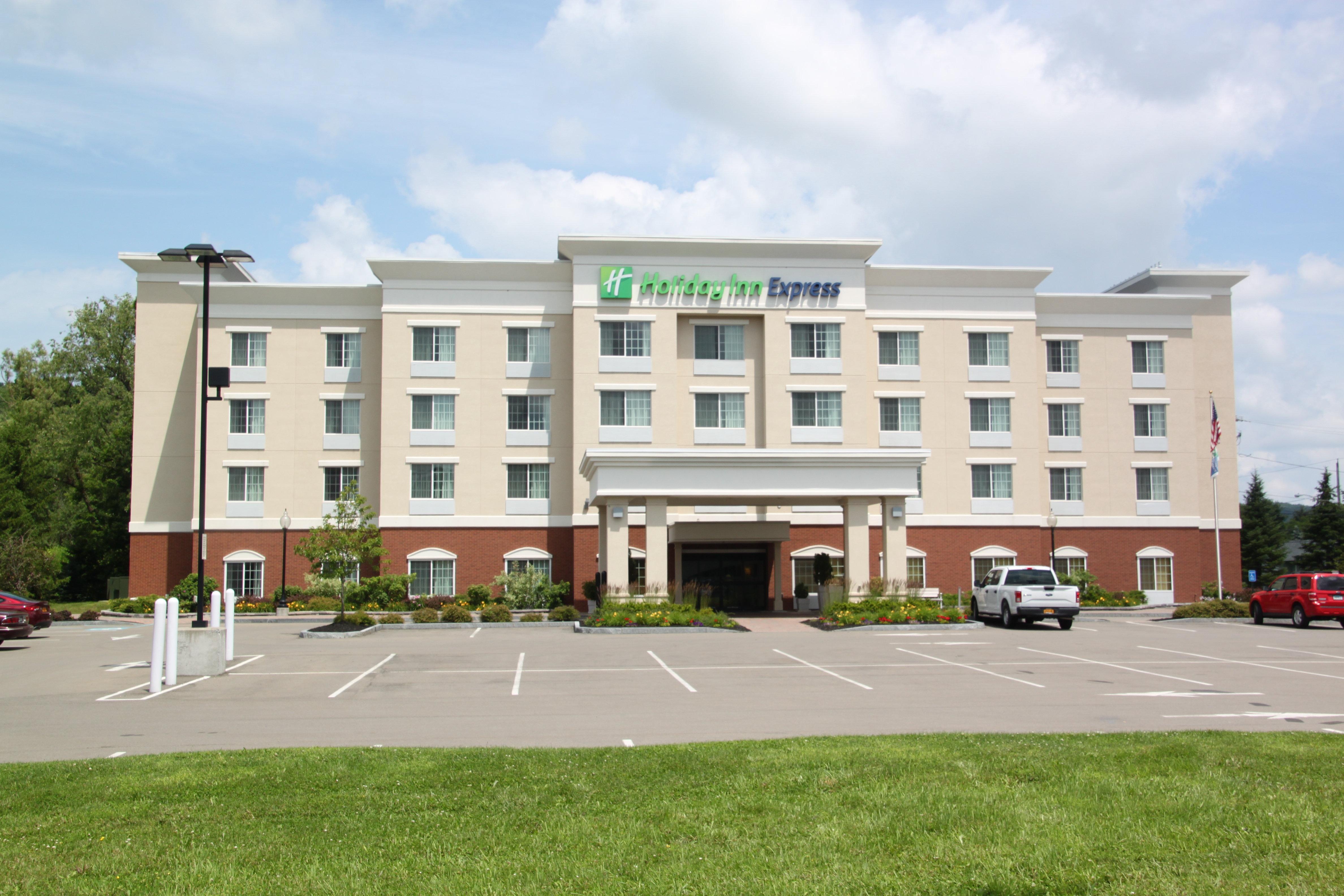Holiday Inn Express - Cortland By Ihg Exterior photo